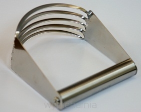 SIEKACZ DO CIASTA KRUCHEGO